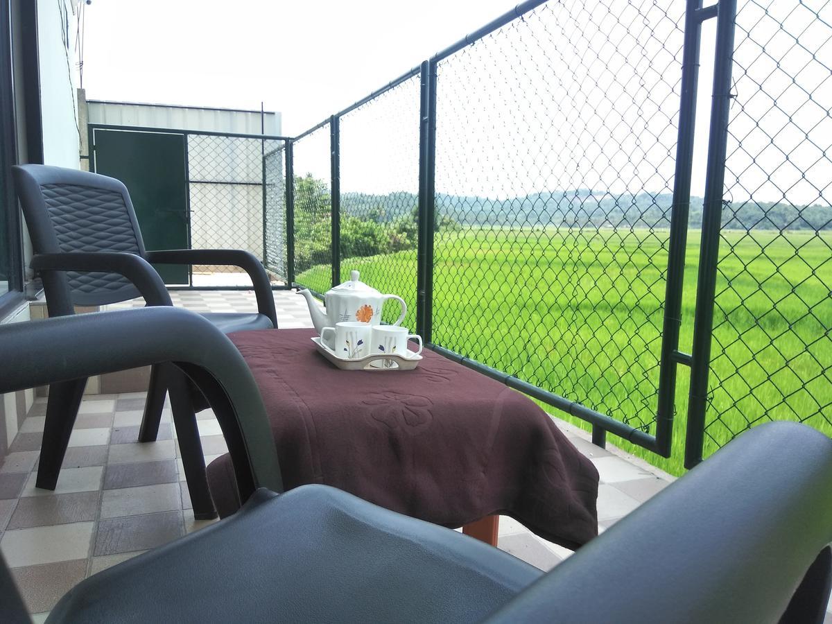Paddyfield Inn マナンタバディー エクステリア 写真
